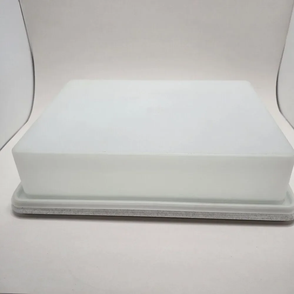 Vintage Tupperware 9x13 Rectangle Cake Taker Carrier Container 622 White